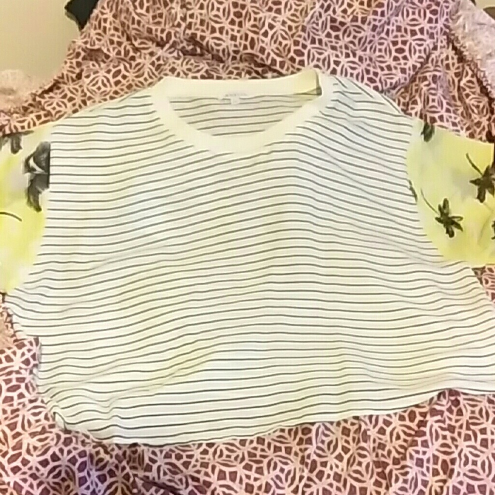Striped Floral sleeve top yellow